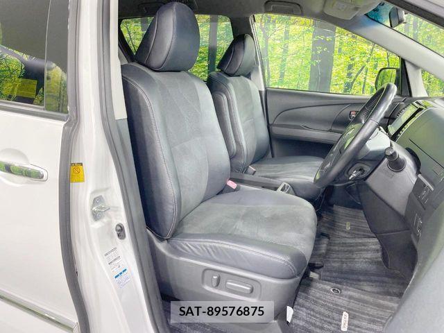 Toyota ESTIMA 2013-10 8129977-8