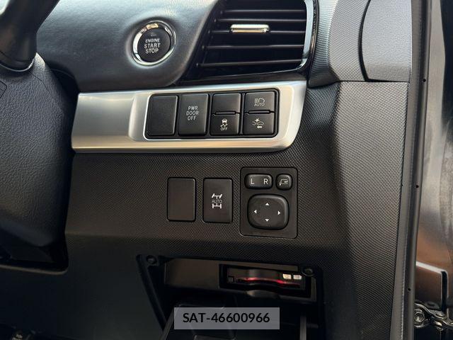 Toyota ESTIMA 2017-11 8145781-17
