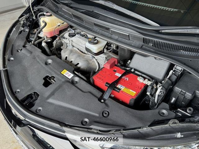 Toyota ESTIMA 2017-11 8145781-19