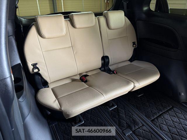 Toyota ESTIMA 2017-11 8145781-24