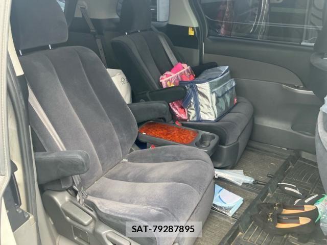 Toyota ESTIMA 2009-10 8245161-16
