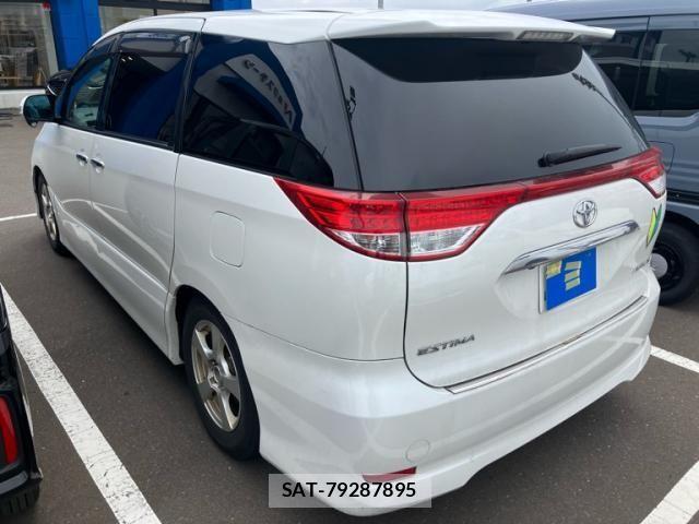 Toyota ESTIMA 2009-10 8245161-3