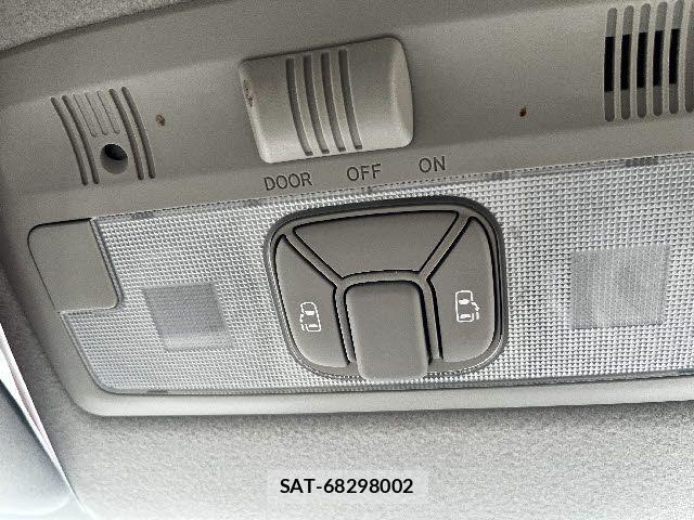 Toyota ESTIMA 2007-09 8314360-16