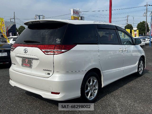 Toyota ESTIMA 2007-09 8314360-2