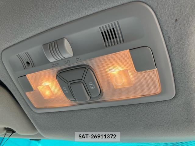 Toyota ESTIMA 2006-03 8314361-21