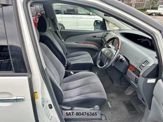 Toyota ESTIMA 2009-12 8365796-7