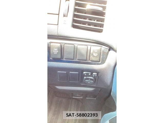 Toyota ESTIMA 2012-07 8659002-19