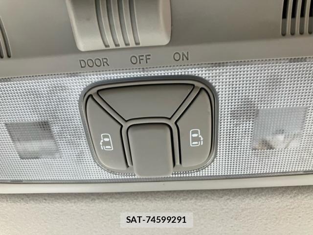 Toyota ESTIMA 2007-10 8658998-19