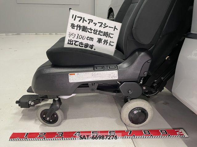 Toyota ESTIMA HYBRID 2020-01 1361835-10