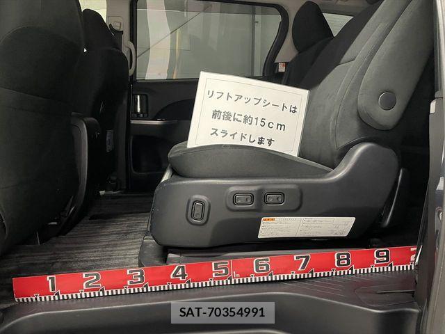 Toyota ESTIMA HYBRID 2015-10 1824379-7