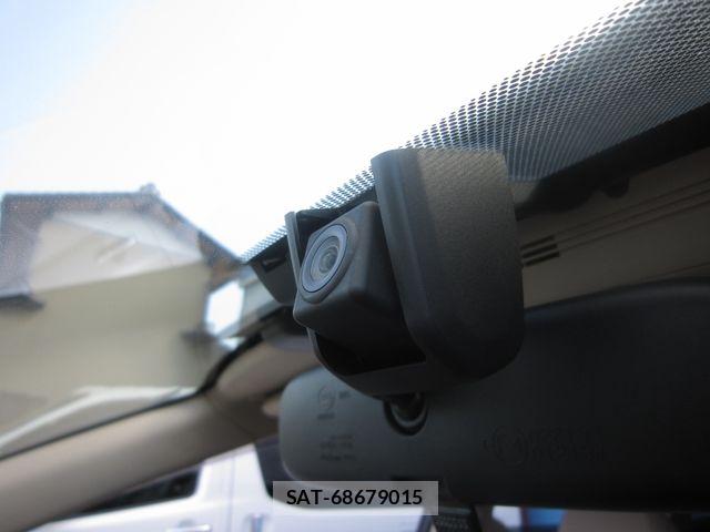 Toyota ESTIMA HYBRID 2016-04 4940617-19