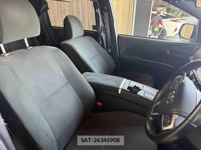Toyota ESTIMA HYBRID 2018-10 6904851-9