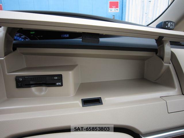 Toyota ESTIMA HYBRID 2012-08 7058447-15