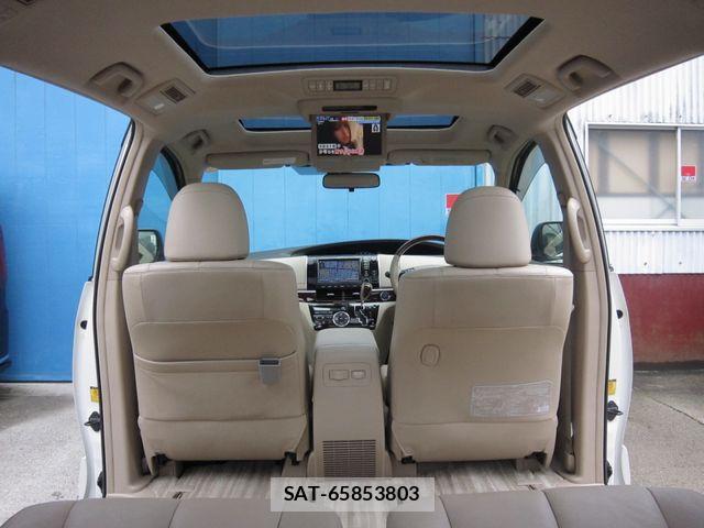 Toyota ESTIMA HYBRID 2012-08 7058447-19