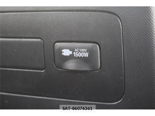Toyota ESTIMA HYBRID 2018-02 7218240-2