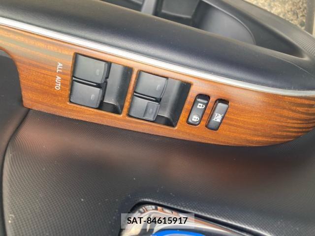 Toyota ESTIMA HYBRID 2016-08 7326976-15