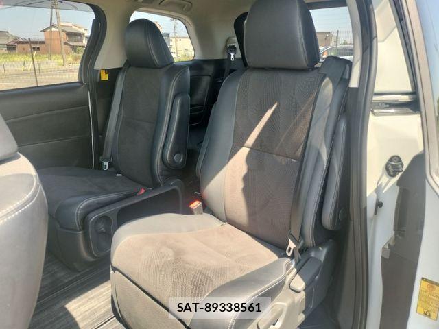 Toyota ESTIMA HYBRID 2013-10 8207450-8