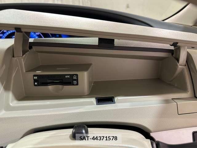 Toyota ESTIMA HYBRID 2011-09 8795902-24