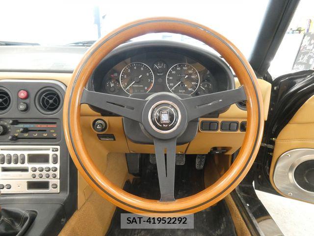 Mazda EUNOS ROADSTER 1994-06 7218247-24