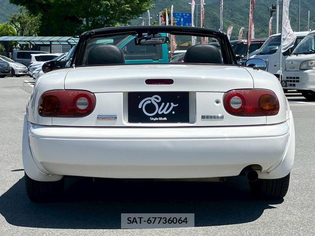 Mazda EUNOS ROADSTER 1995-06 7218244-12