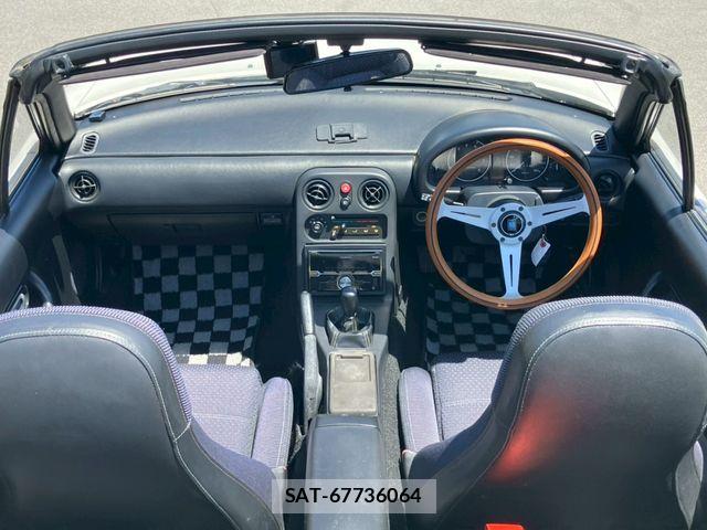 Mazda EUNOS ROADSTER 1995-06 7218244-15