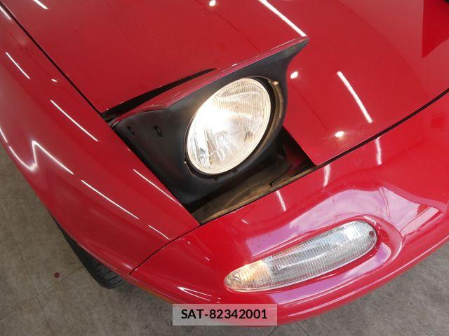 Mazda EUNOS ROADSTER 1991-02 8129994-9
