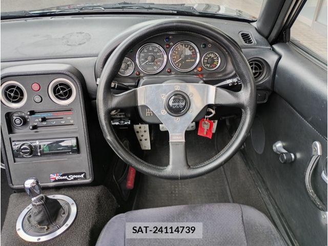 Mazda EUNOS ROADSTER 1992-08 8207452-1
