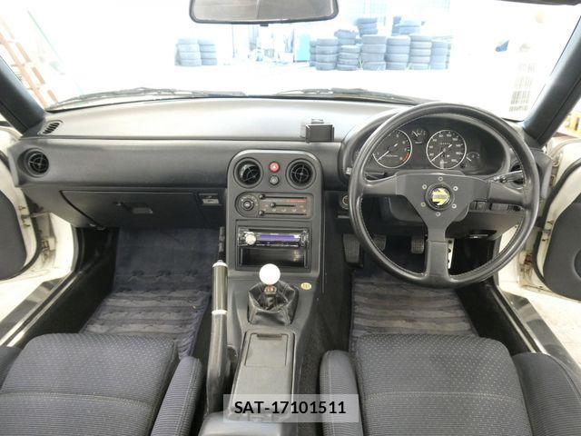 Mazda EUNOS ROADSTER 1994-09 8561836-2