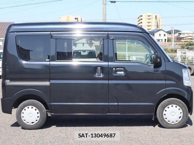 Suzuki EVERY 2018-04 4638838-7