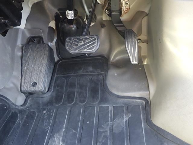 Suzuki EVERY 2015-09 7606825-14