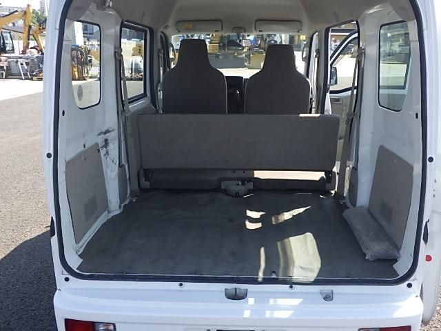 Suzuki EVERY 2015-09 7606825-17