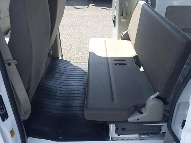 Suzuki EVERY 2015-09 7606825-18