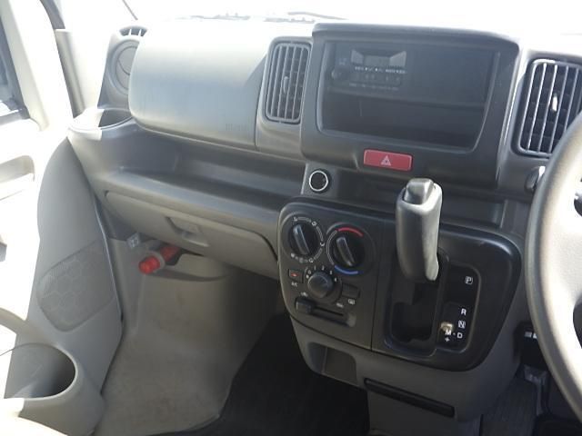 Suzuki EVERY 2015-09 7606825-21