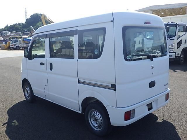 Suzuki EVERY 2015-09 7606825-5