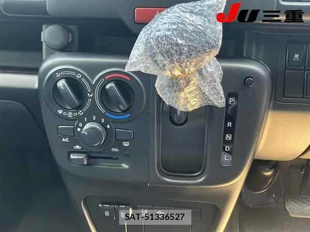 Suzuki EVERY 2026-06 7826646-13