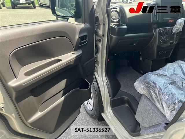 Suzuki EVERY 2026-06 7826646-18