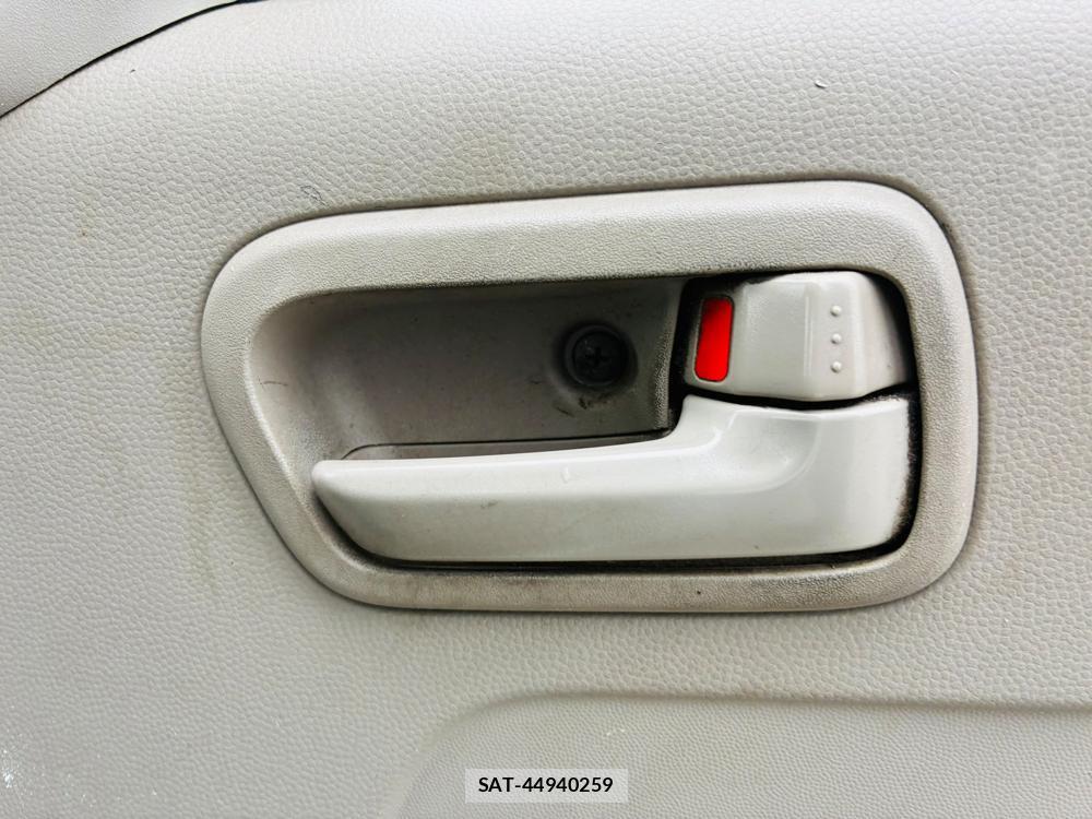Suzuki EVERY 2013-09 7842095-18
