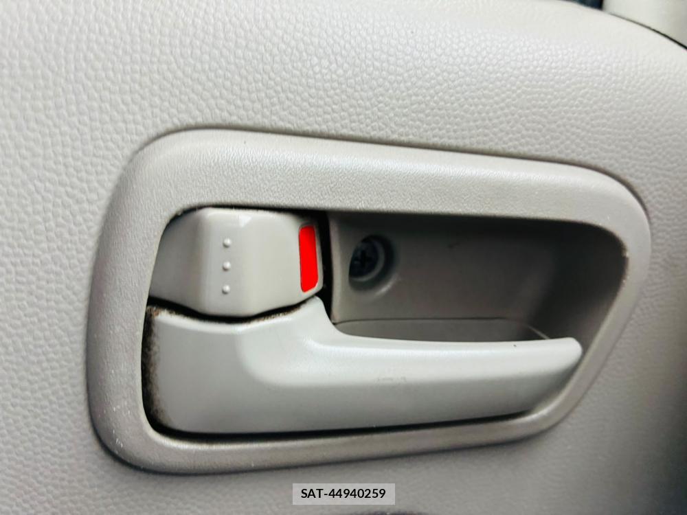 Suzuki EVERY 2013-09 7842095-20