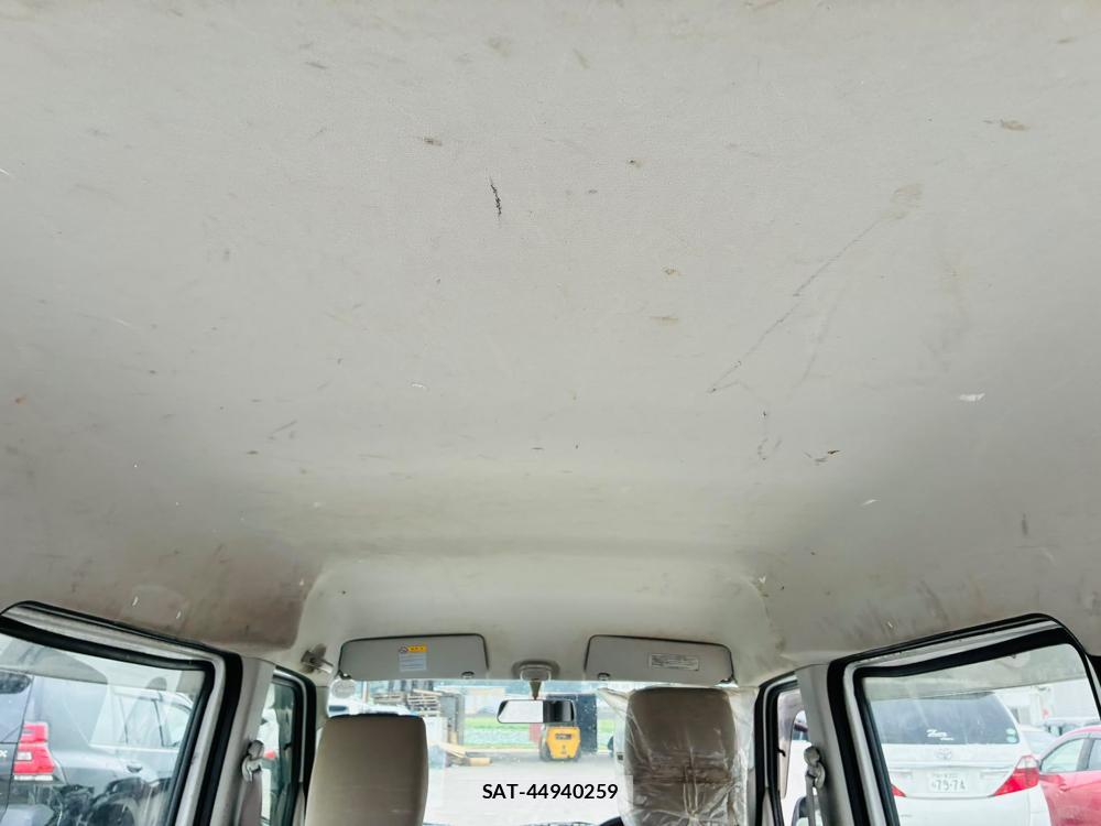 Suzuki EVERY 2013-09 7842095-22