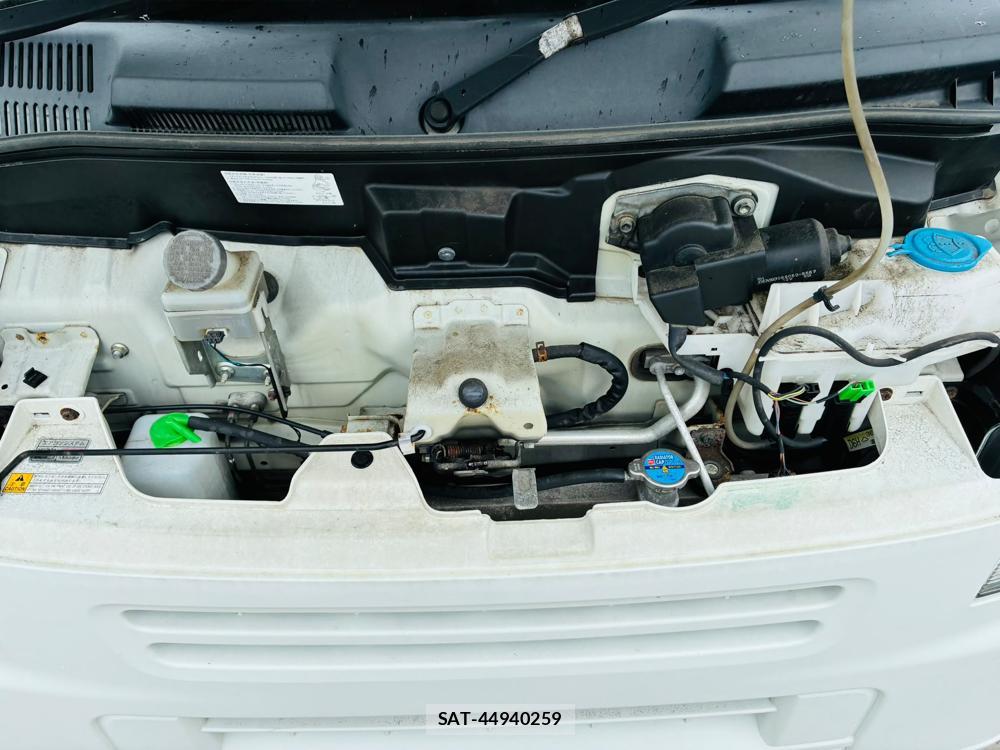Suzuki EVERY 2013-09 7842095-29