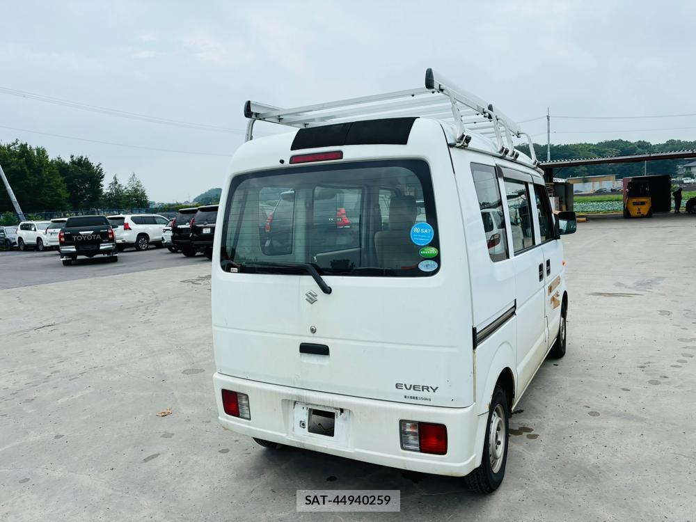 Suzuki EVERY 2013-09 7842095-4