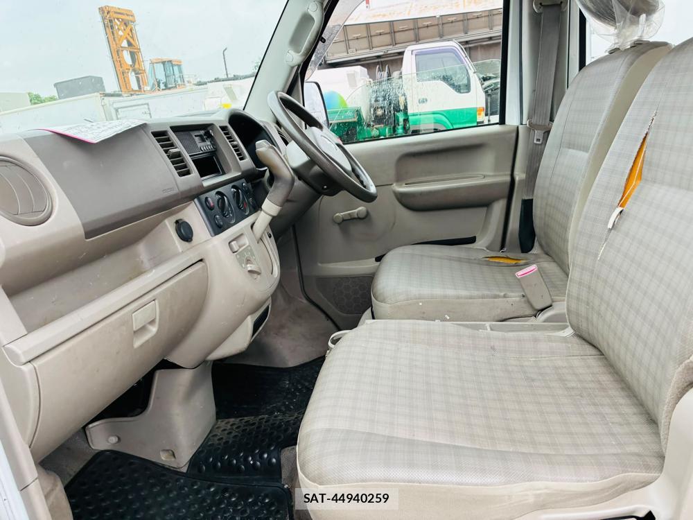 Suzuki EVERY 2013-09 7842095-8