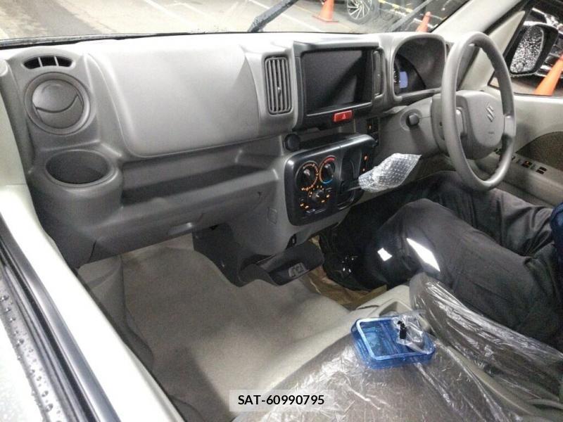 Suzuki EVERY 2026 5710853-4