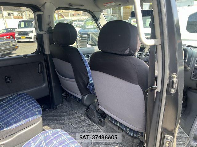 Suzuki EVERY LANDY 2003-03 6526097-11