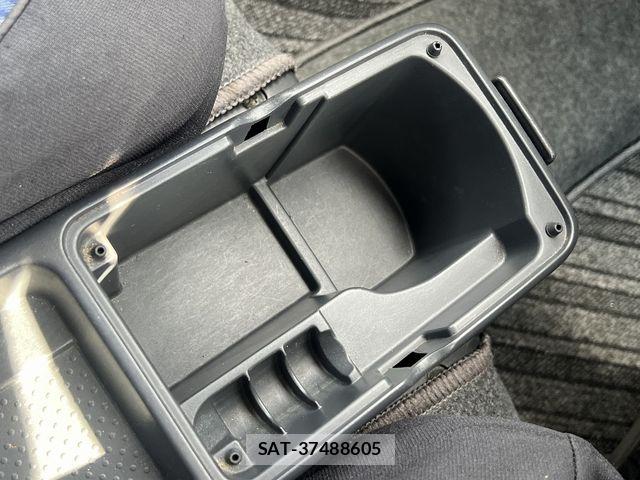 Suzuki EVERY LANDY 2003-03 6526097-27
