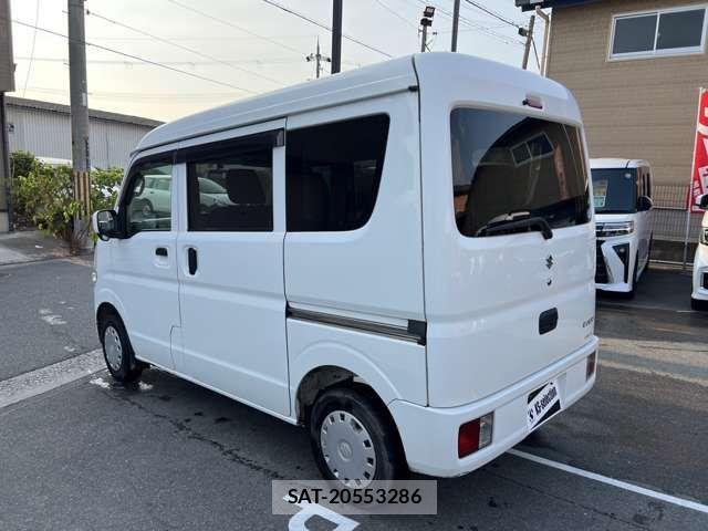 Suzuki EVERY 2018-08 499643-9