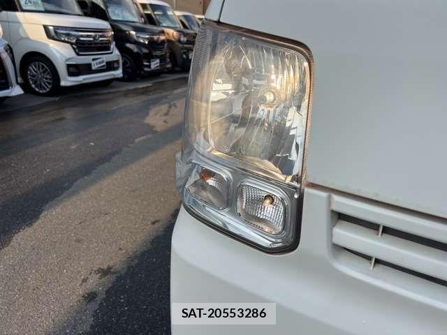 Suzuki EVERY 2018-08 499643-11