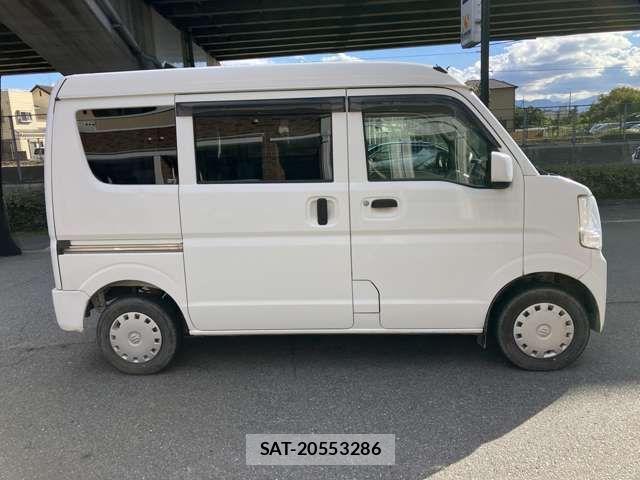 Suzuki EVERY 2018-08 499643-3