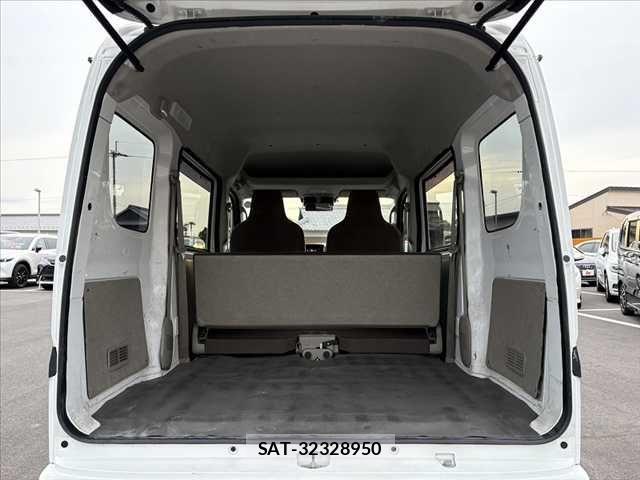 Suzuki EVERY 2021-03 966932-19