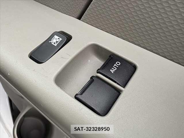 Suzuki EVERY 2021-03 966932-22